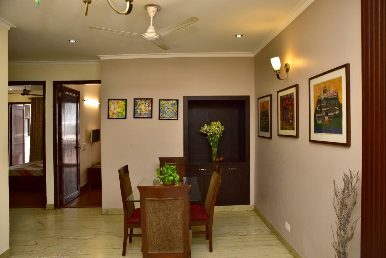 ניו דלהי 2Bhk Comfortable Furnished Serviced Apartments In Hauz Khas - Woodpecker Apartments מראה חיצוני תמונה