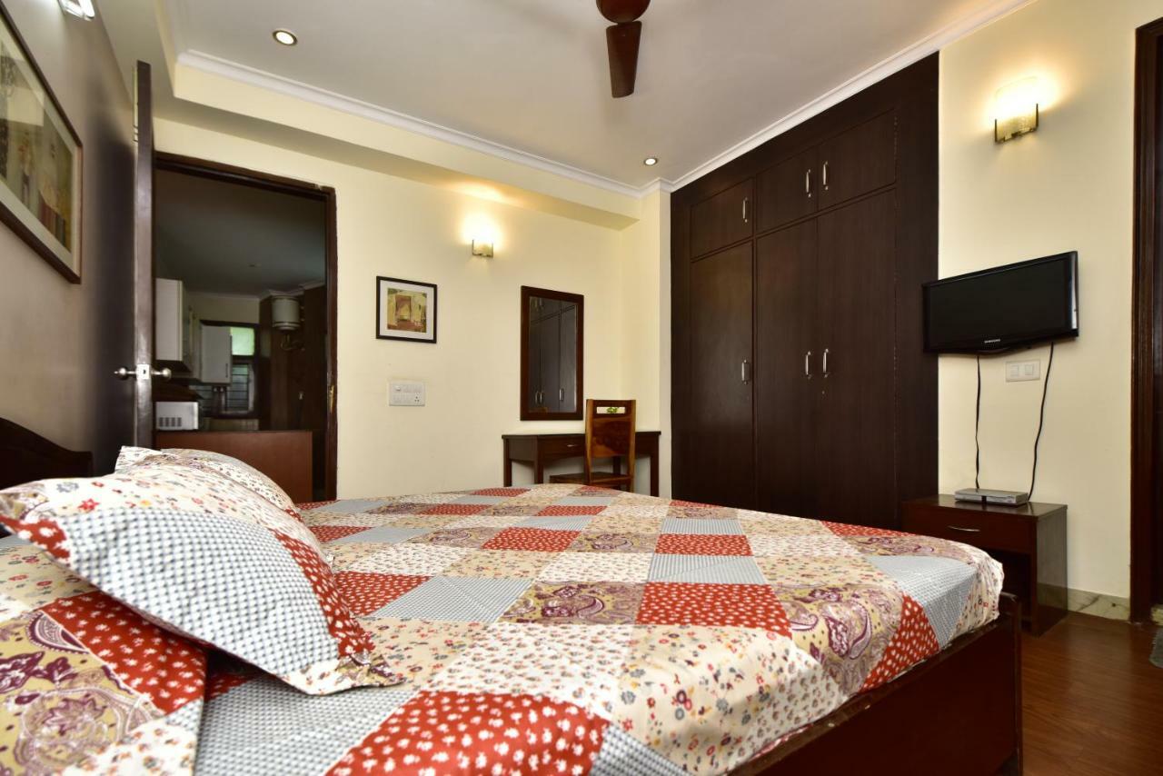 ניו דלהי 2Bhk Comfortable Furnished Serviced Apartments In Hauz Khas - Woodpecker Apartments מראה חיצוני תמונה